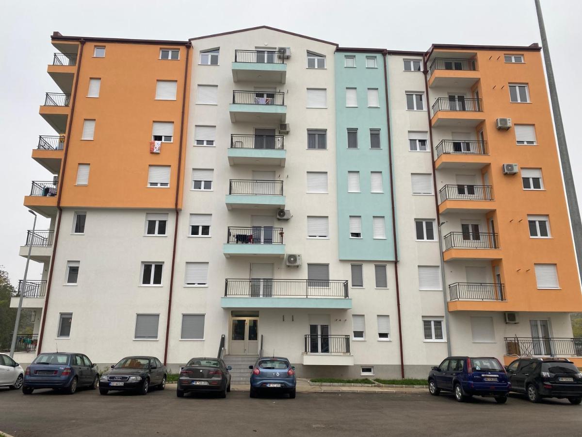 Newtown Apartment Нікшич Екстер'єр фото
